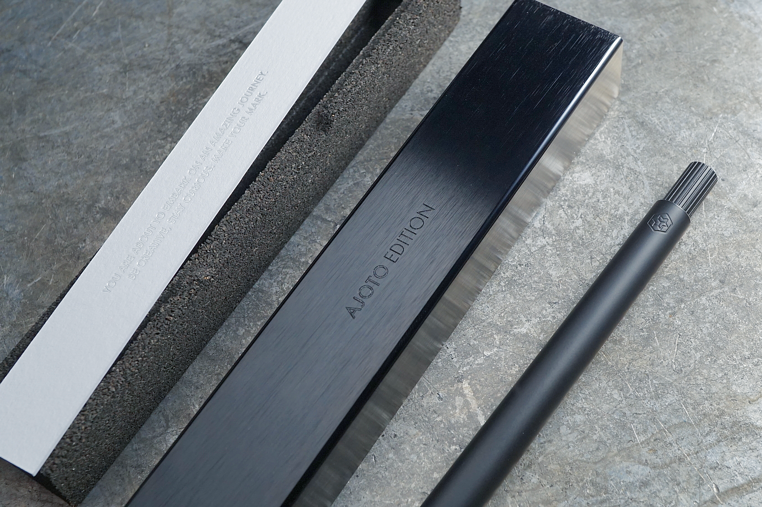 AJOTO Stellar ステンレススチール AJOTO Stellar Stainless Steel Rollerball Pen